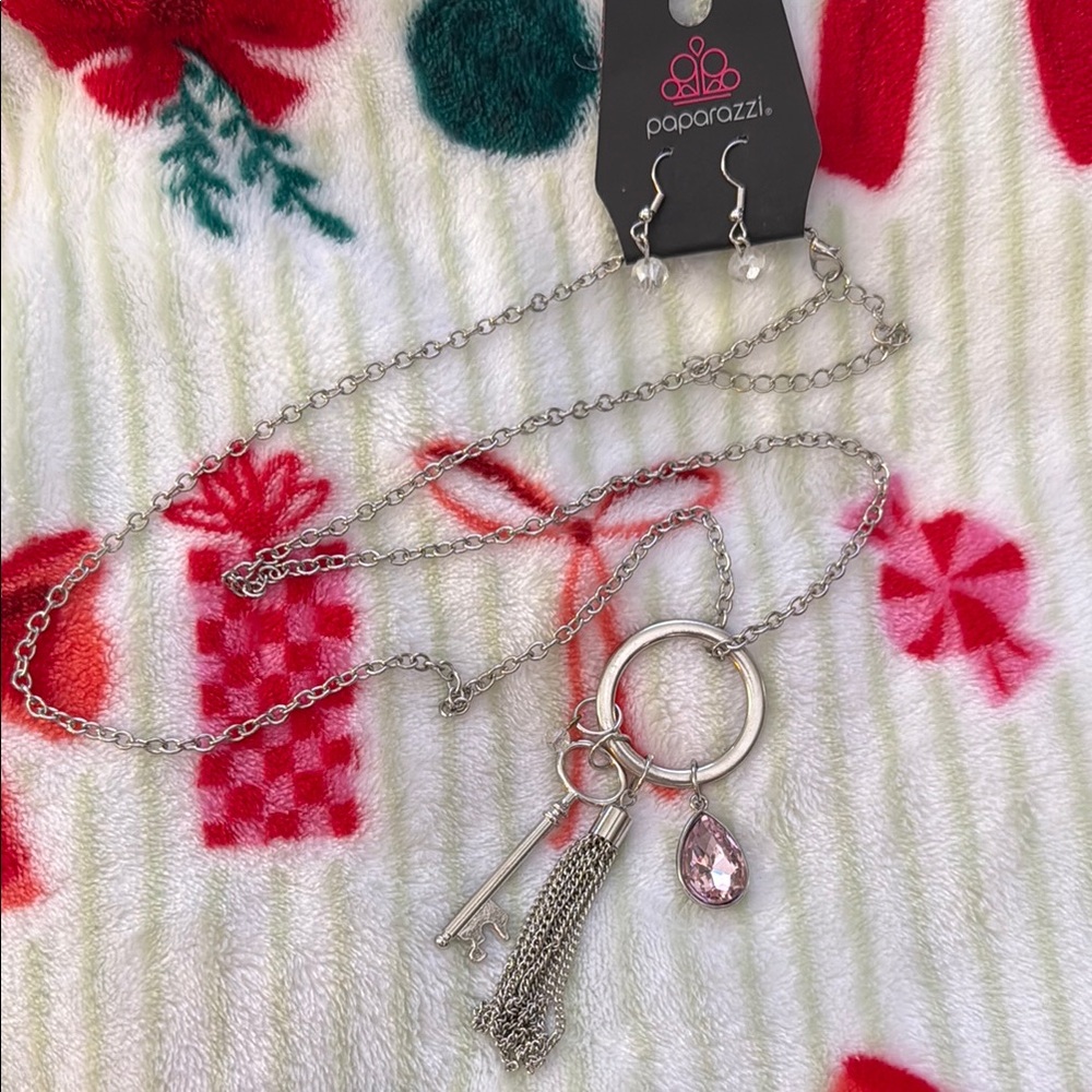 🌻 Paparazzi Earrings and Long Statement Necklace Set NWT